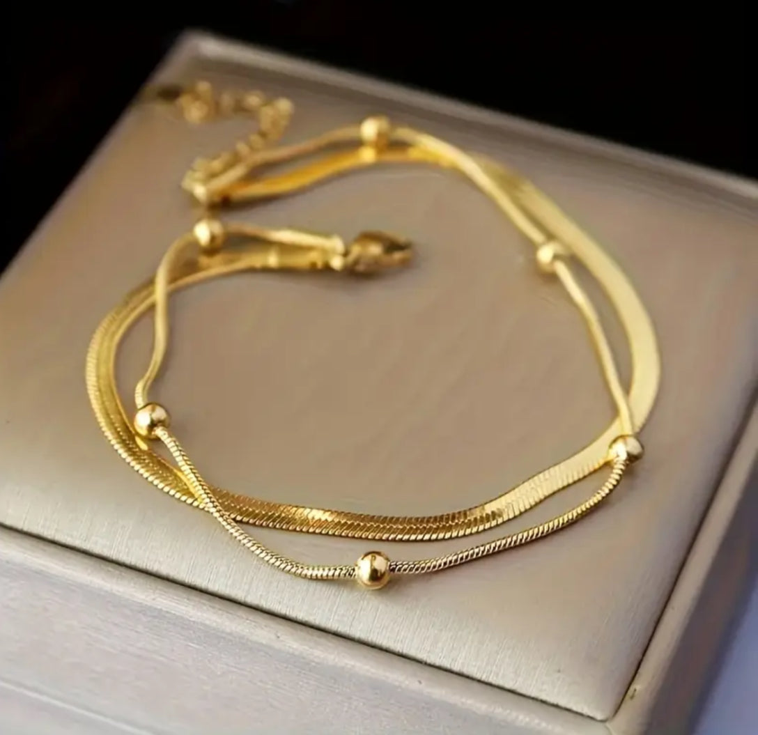 Elegant Vintage-Inspired Double Layer Bracelet with Beads & Leaf Accents